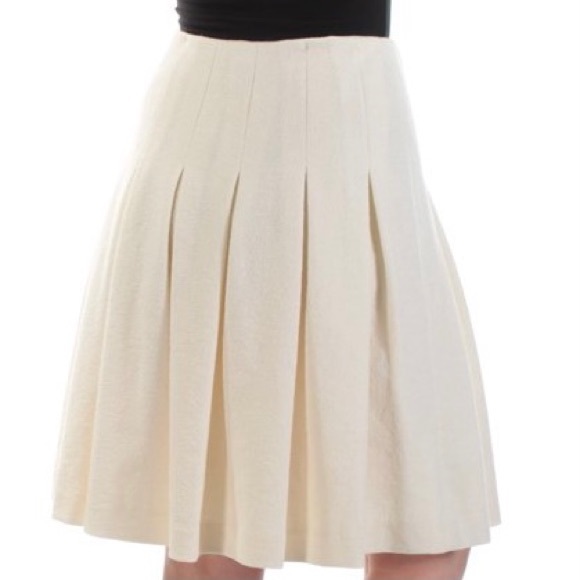 TOMMY HILFIGER Ivory Knee Length Pleated Skirt - Picture 2 of 4